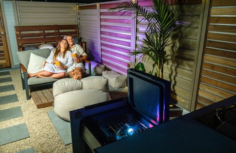 Cinema Under The Stars, Near Beach, CBD & Airport - Geraldton Accommodation 1