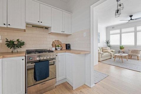 Coastal Corner - Contemporary Chic By The Beach - Geraldton Accommodation 2