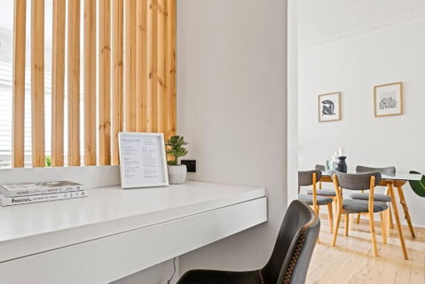 Coastal Corner - Contemporary Chic By The Beach - Geraldton Accommodation 4