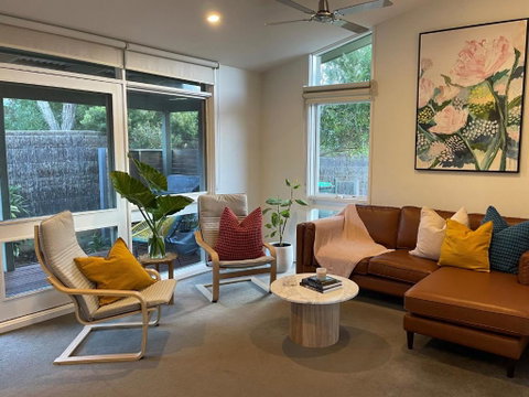 Coastal Court Blairgowrie-walk To Pearce Beach Via National Coastal Trail - Geraldton Accommodation 0