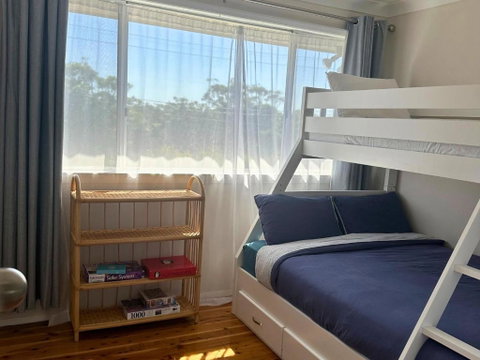 Coastal Escape Noraville - Family Friendly Home - Woodfire Pizza Oven - Geraldton Accommodation 2
