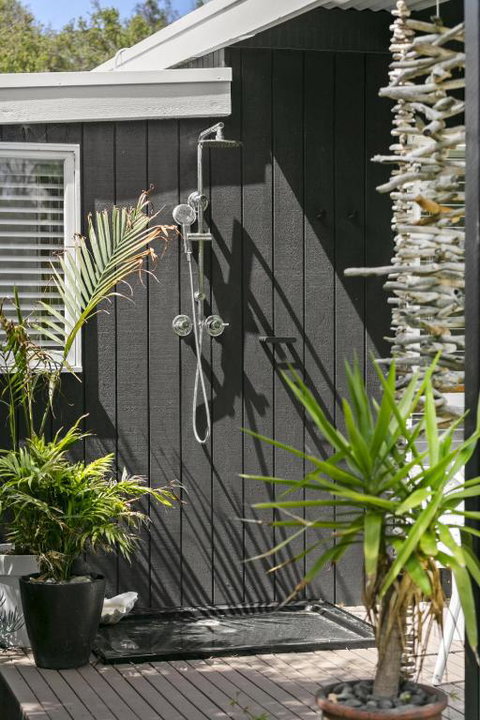 Coco House - Geraldton Accommodation 4
