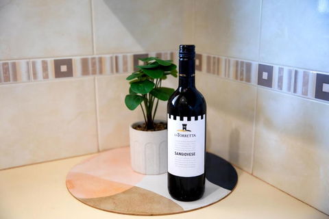Comfortable Central Unit - Geraldton Accommodation 3
