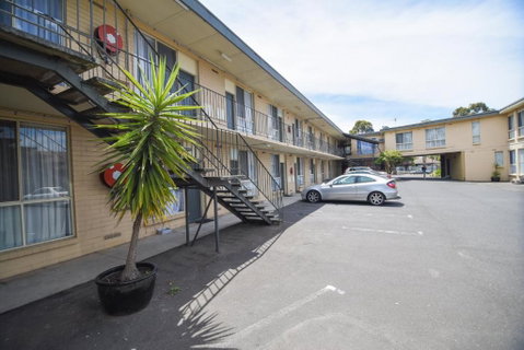 Dandenong Motel - Geraldton Accommodation 3