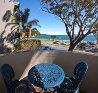 3 'COLUMBIA' 12 COLUMBIA CLOSE - LARGE UNIT WITH FANTASTIC WATER VIEWS - Geraldton Accommodation