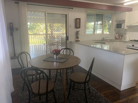 3 Bedroom Apartment - Geraldton Accommodation 2