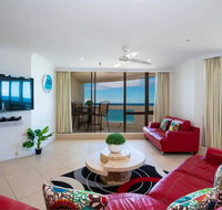 3 Bedroom Apartment - Panoramic Ocean Views - Geraldton Accommodation