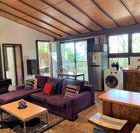 305 Montville - The Artist's Cottage