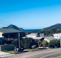 31 Kerrigan St - large home with water views  boat parking - Geraldton Accommodation