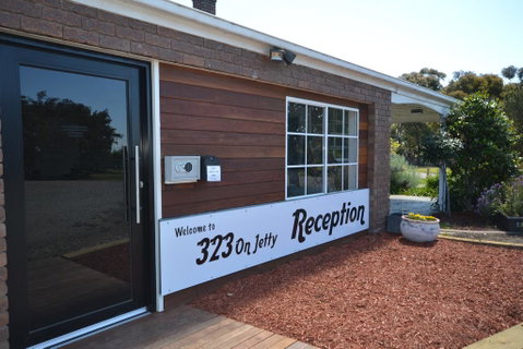 323 On Jetty - Geraldton Accommodation 1