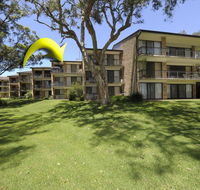 33 'Bay Parklands' 2 Gowrie Avenue - Air conditioning Foxtel Pool Tennis Court Spa - Geraldton Accommodation