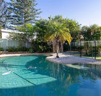 33 Gloucester St -huge holiday house in Nelson Bay with pool and stunning water views - Geraldton Accommodation