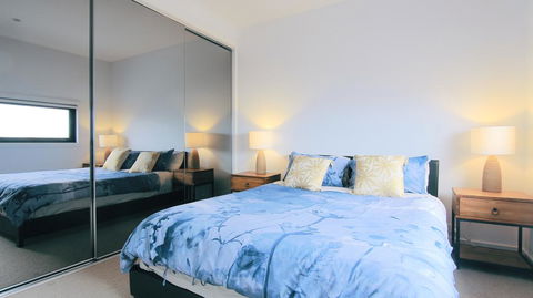 4 Free Paking 4Bed3Bath Deluxe Townhouse - Geraldton Accommodation 2
