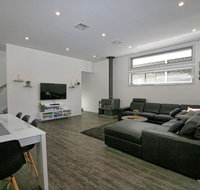 43B Twynam Street - The Falls on Twynam - Geraldton Accommodation