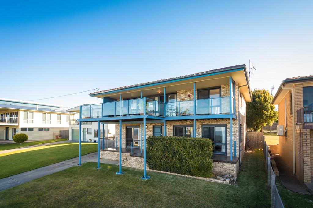 Tinpot ACT Geraldton Accommodation