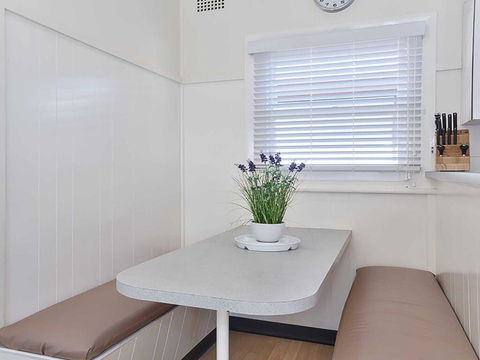 5 'Bayside' 21 Victoria Parade - Unbeatable Location And Air Conditioned - Geraldton Accommodation 3