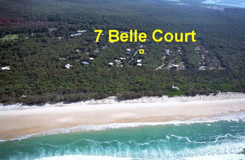 7 Belle Court - Rainbow Shores, Huge Beach House, Ducted Air Con, Pets Welcome - Geraldton Accommodation 3