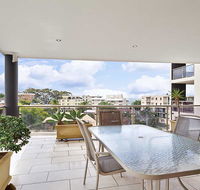 8 'Carrington' 15 Government Road - spacious unit with air conditioning and lift - Geraldton Accommodation