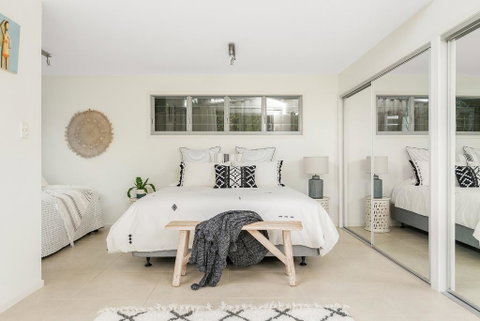A PERFECT STAY - The White Rabbit - Geraldton Accommodation 1