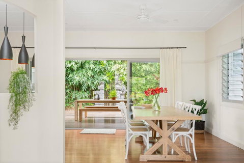 A PERFECT STAY - The White Rabbit - Geraldton Accommodation 0