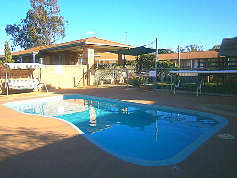 Aaron Inn Motel - Geraldton Accommodation 0