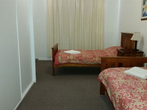 About Town Cottages - Geraldton Accommodation 1