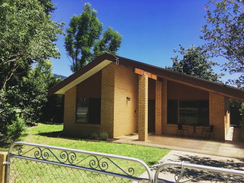 Acorn Lodge - Geraldton Accommodation 0