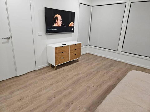 E 4 Room Retreat Family Friendly - Geraldton Accommodation 2