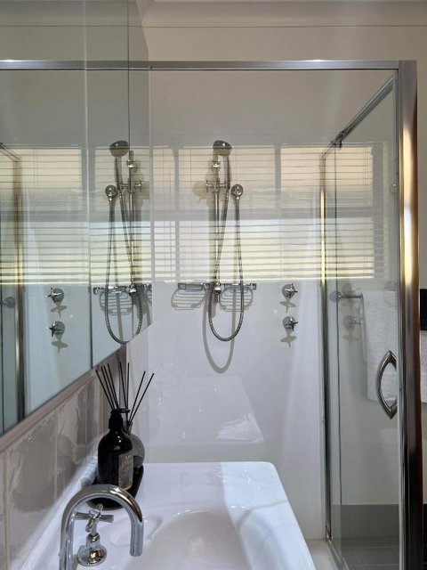 Diamond Lake Escape - Geraldton Accommodation 2