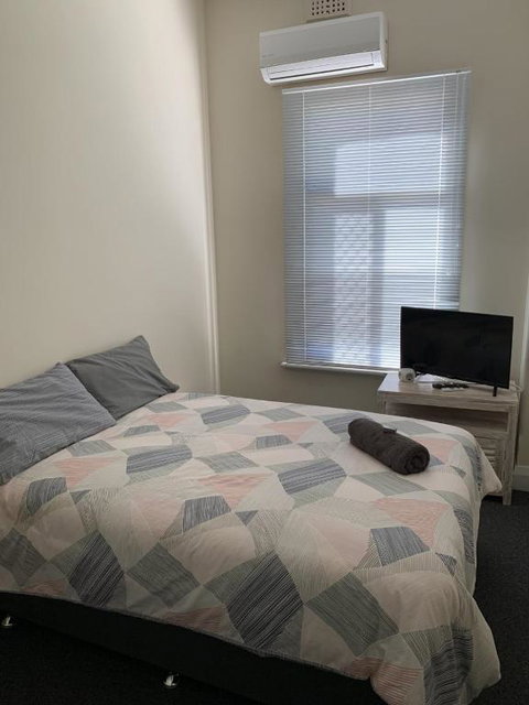Donnybrook Hotel WA - Geraldton Accommodation 4