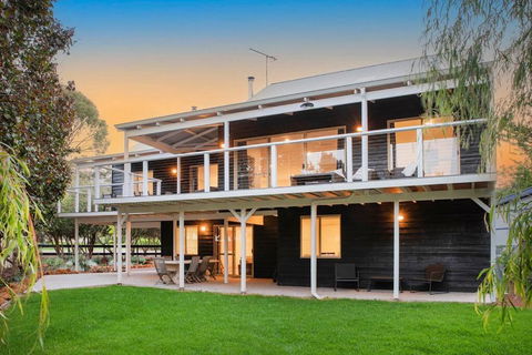 Eagle Bay Summerhaus - Geraldton Accommodation 0