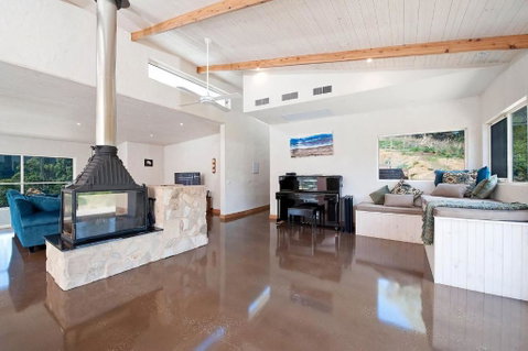 Eagle Ridge - Geraldton Accommodation 0