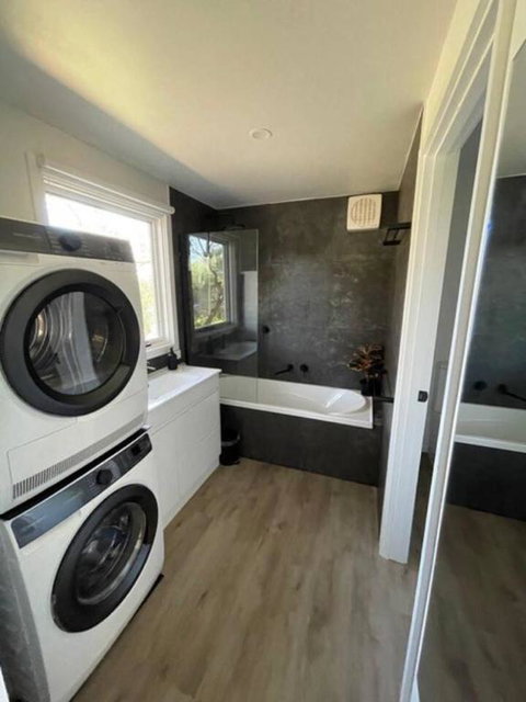 Eagles Nest - Geraldton Accommodation 1
