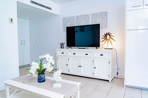 DRIFT PALM COVE- Private 2 Bed -Apartment 2204 - Geraldton Accommodation 3