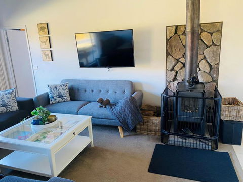 ELM Accommodation - Merrijig - Geraldton Accommodation 3