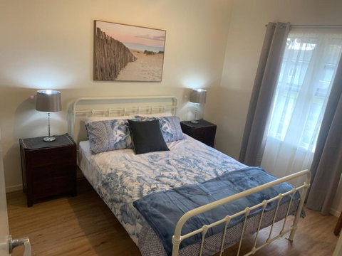 Elmsford Cottage - Geraldton Accommodation 2