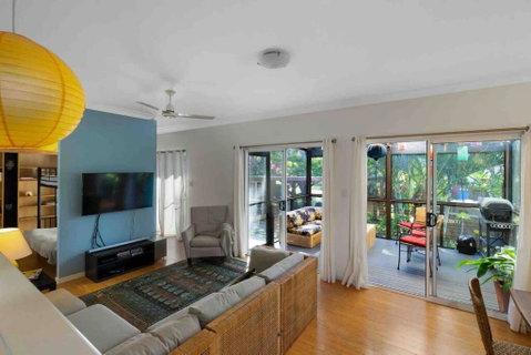 Enchanted Garden Cottage With Bikes And Air Con - Geraldton Accommodation 3