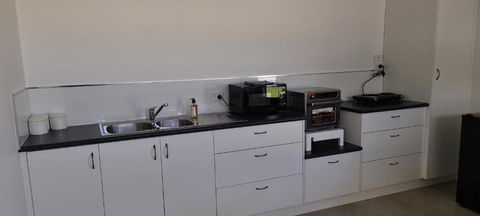ENGEDI - Geraldton Accommodation 4