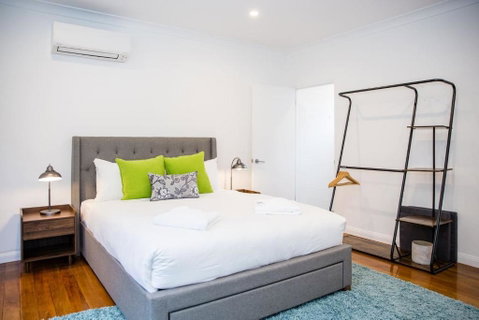 Esperanza Gardens - A Stylish Victorian Studio - Geraldton Accommodation 1
