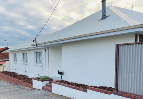 Executive Central Home - Geraldton Accommodation 0