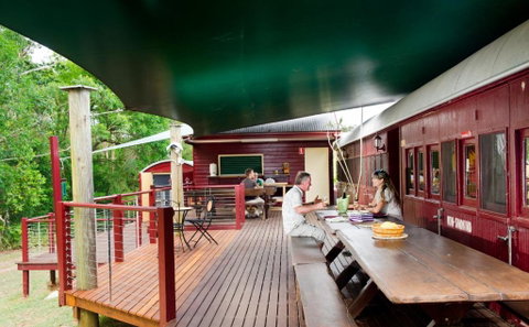 Glass House Mountains Ecolodge - Geraldton Accommodation 2