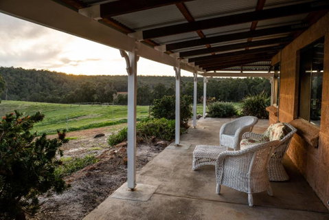 Glen Mervyn Lodge - Geraldton Accommodation 3