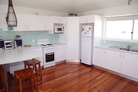 Hampstead, 32 Main Street - Geraldton Accommodation 3