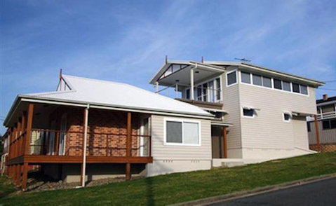 Hampstead, 32 Main Street - Geraldton Accommodation 0