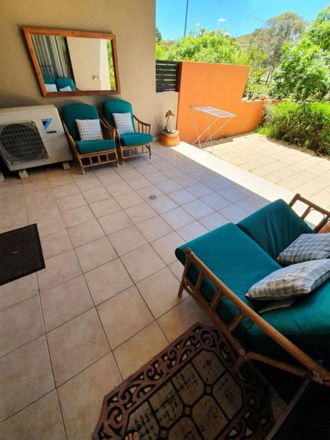Ground Level 2BR 2BA Apartment W Courtyard - Geraldton Accommodation 1