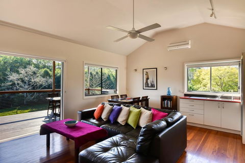 Afterglow Cottages - Geraldton Accommodation 1