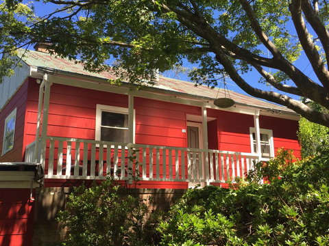 Akarana Cottage - Geraldton Accommodation 0