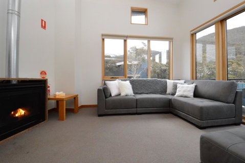 Akuna 3 - Geraldton Accommodation 1