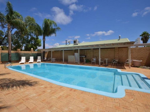 Albion Hotel - Geraldton Accommodation 0