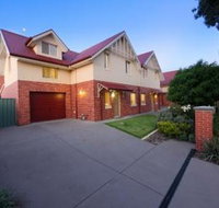 Albury Suites - Schubach Street - Geraldton Accommodation